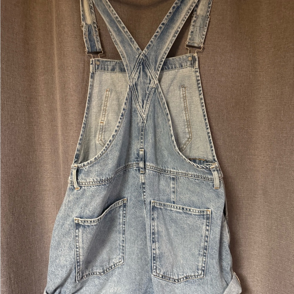 Free People We The Free Denim Overalls with Pockets Medium NWT - Picture 5 of 5